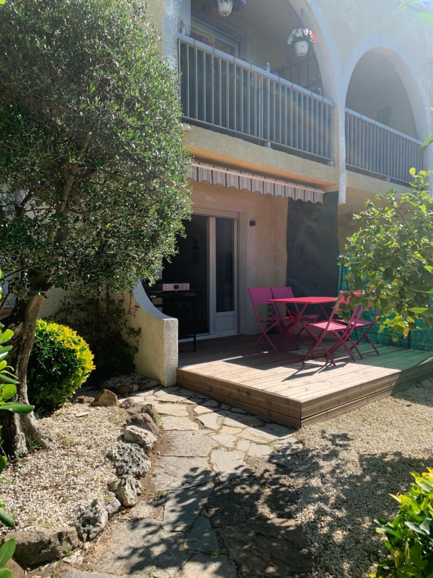 Beau T2 Avec Jardin Frejus Plage Esterno foto